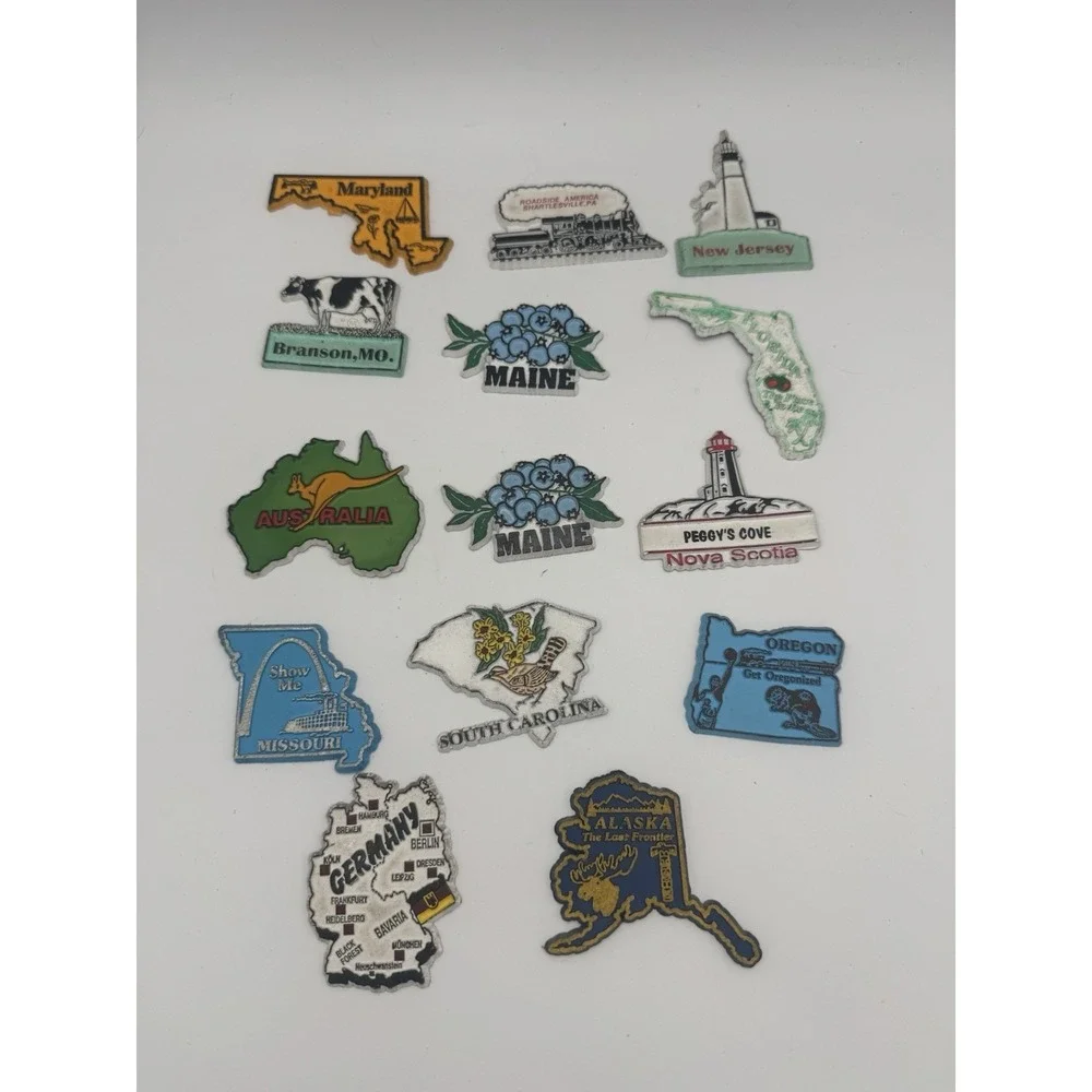 Lot of 30 United States And Other Rubber Magnets Souvenir USA Vintage